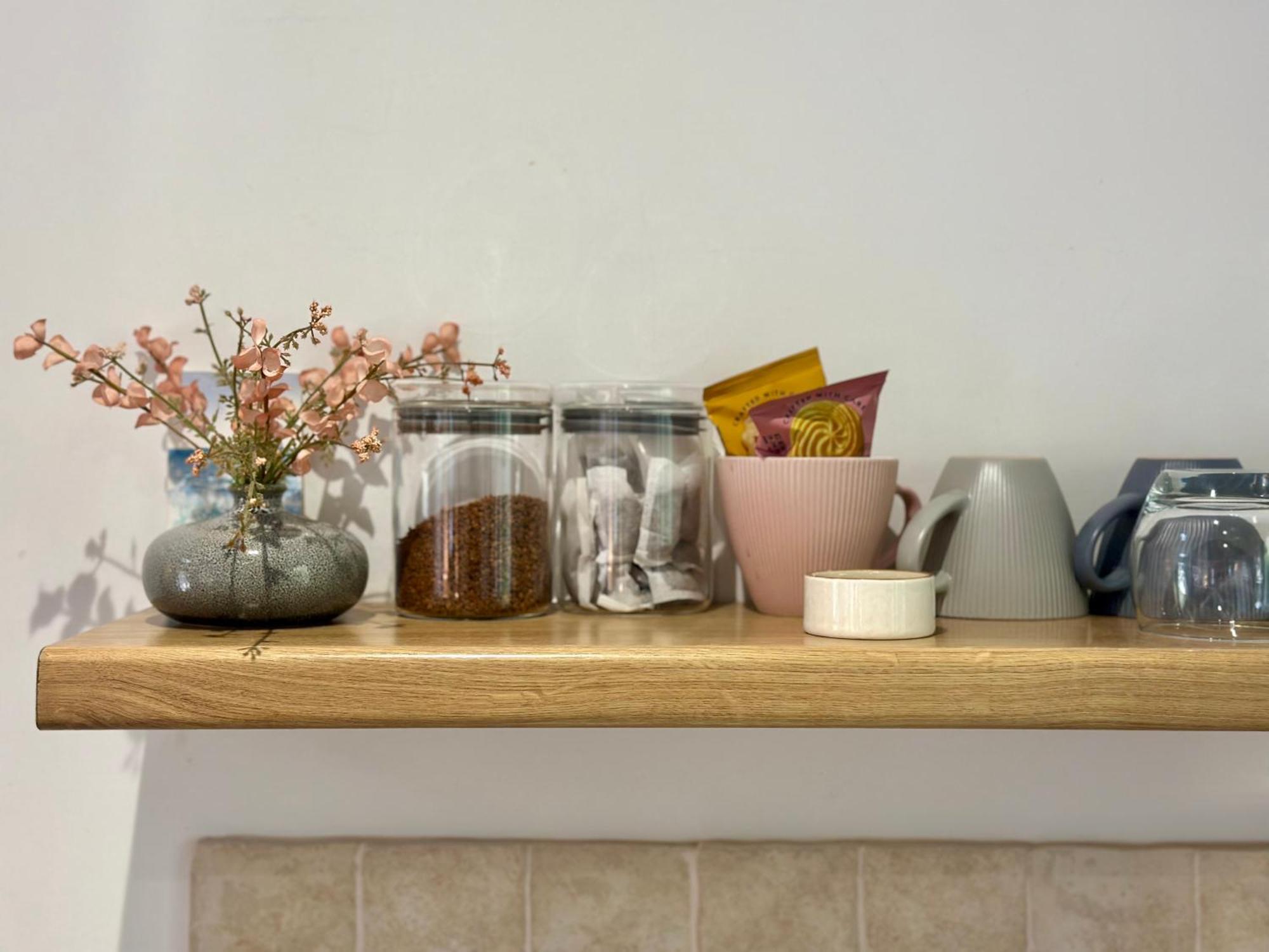 Alderbury Apartment *