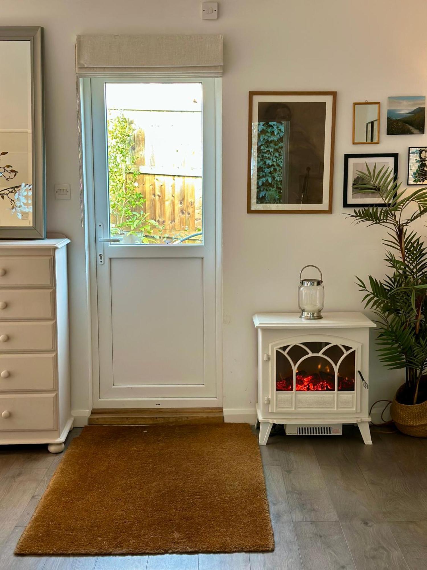 Alderbury Apartment Salisbury